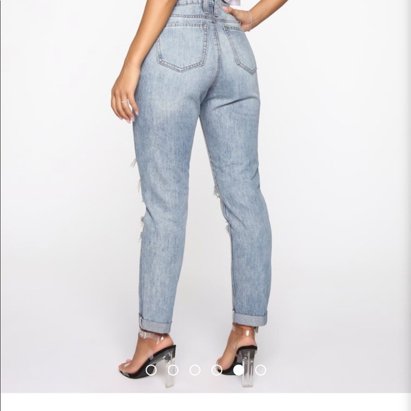 Fashion Nova Lesson Learned Distressed Jean - Picture 4 of 4